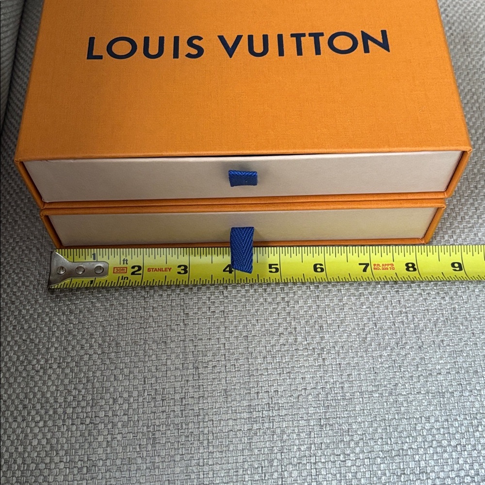 Louis Vuitton Bold Orange Box Set - Picture 7 of 9